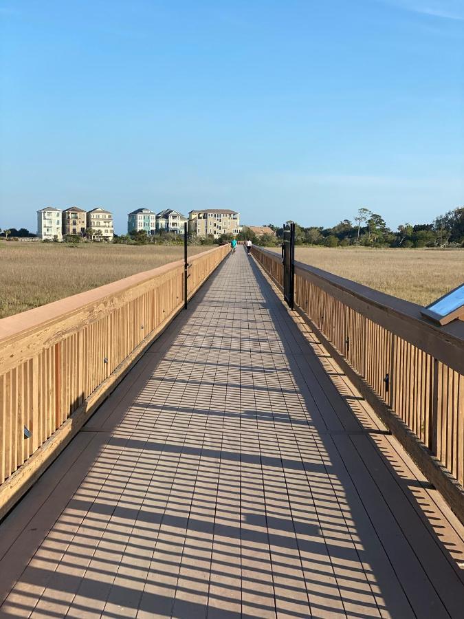 Hotel Steps Away From The Beach!!! Hilton Head Island Exteriér fotografie